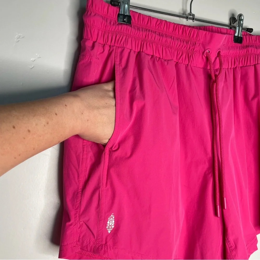 NWT Free People‎ Movement Levitate Shorts Large Pink